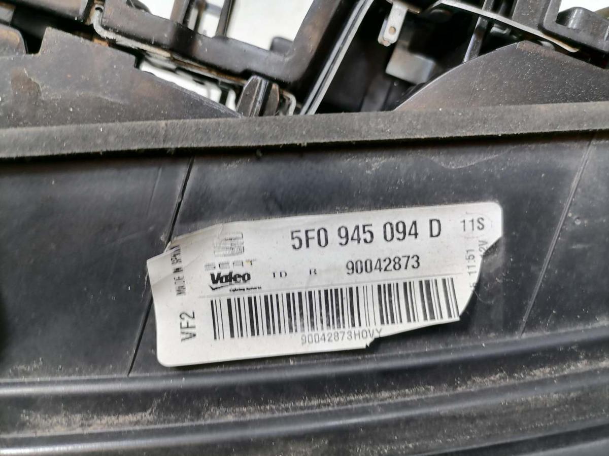 Seat Leon 5F original R&uuml;cklicht R&uuml;ckleuchte Schlussleuchte innen rechts Bj.2015